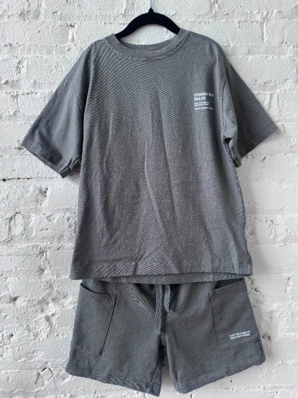Kids Grey T-Shirt & Shorts Matching Set, size 10t